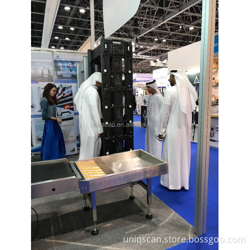 Portable Arch walk through metal detector UM700